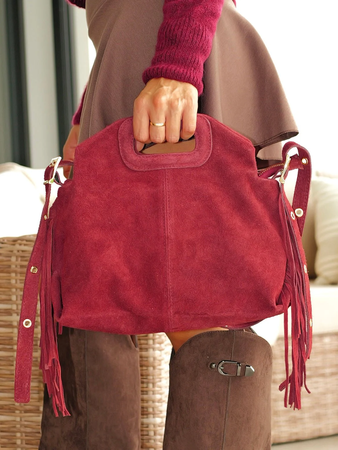 Bolso liso piel flecos burdeos - Image 5