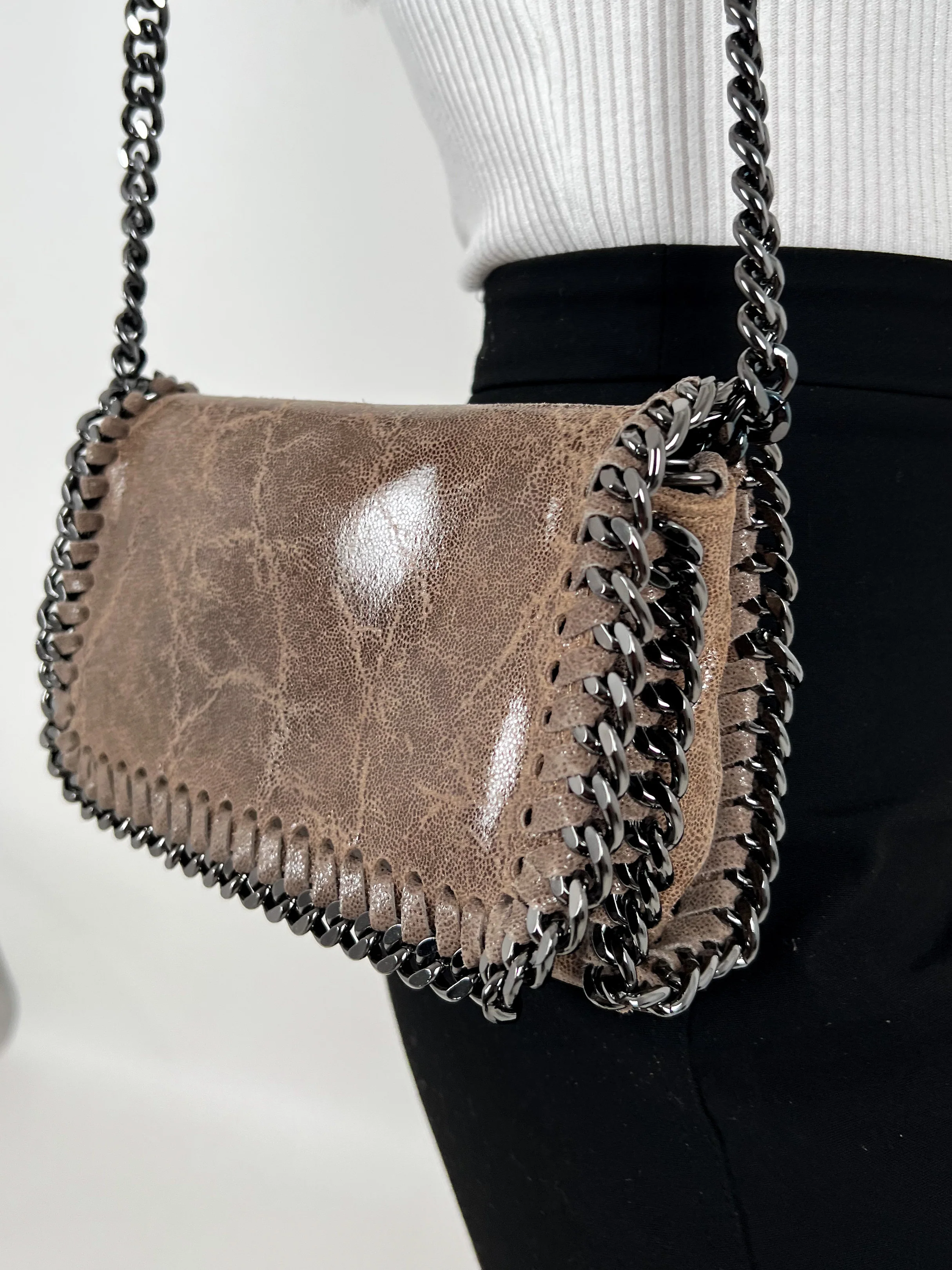 Bolso midi piel marrón - Image 4