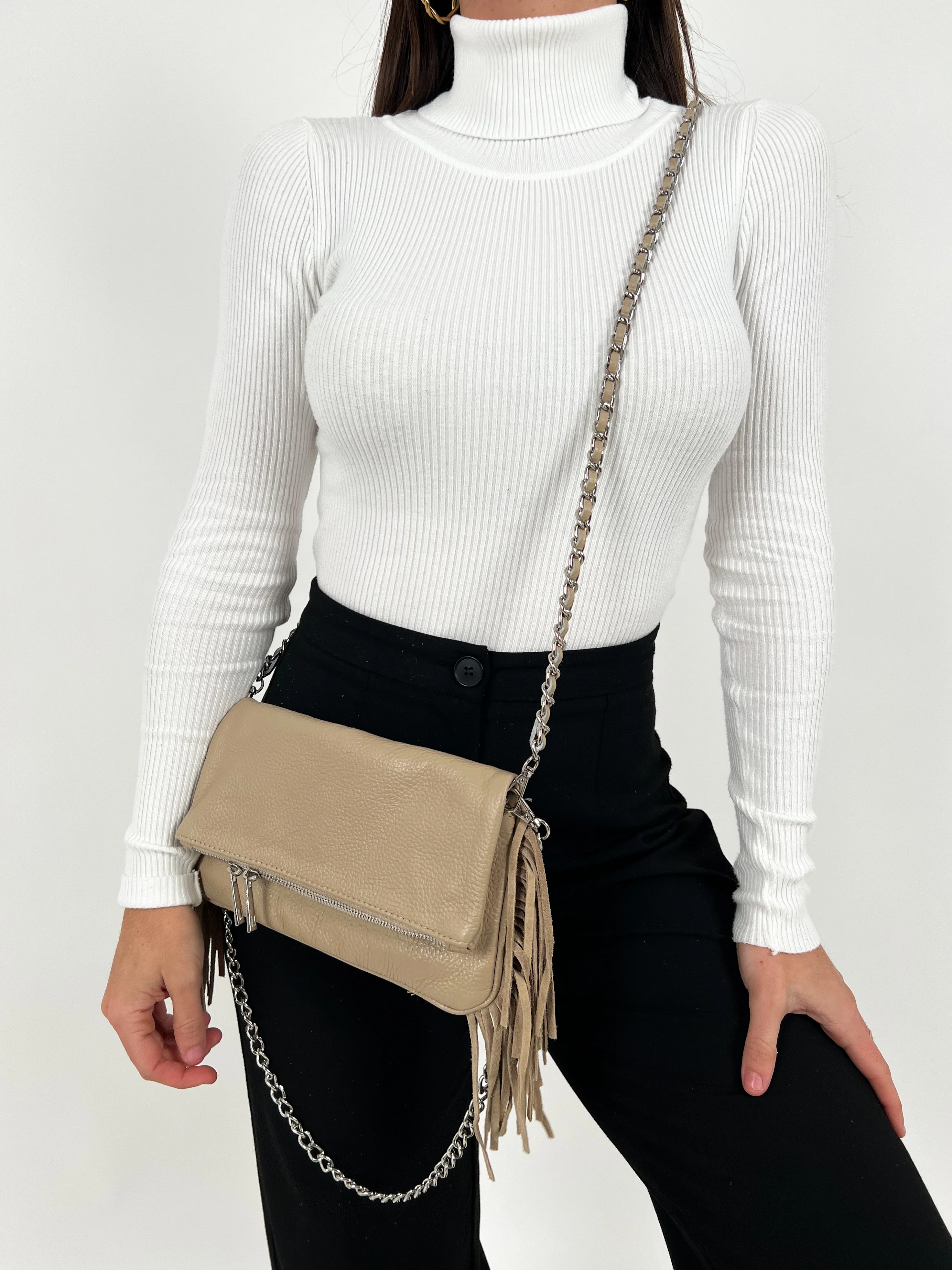 Bolso piel cadenas flecos cafe - Image 3