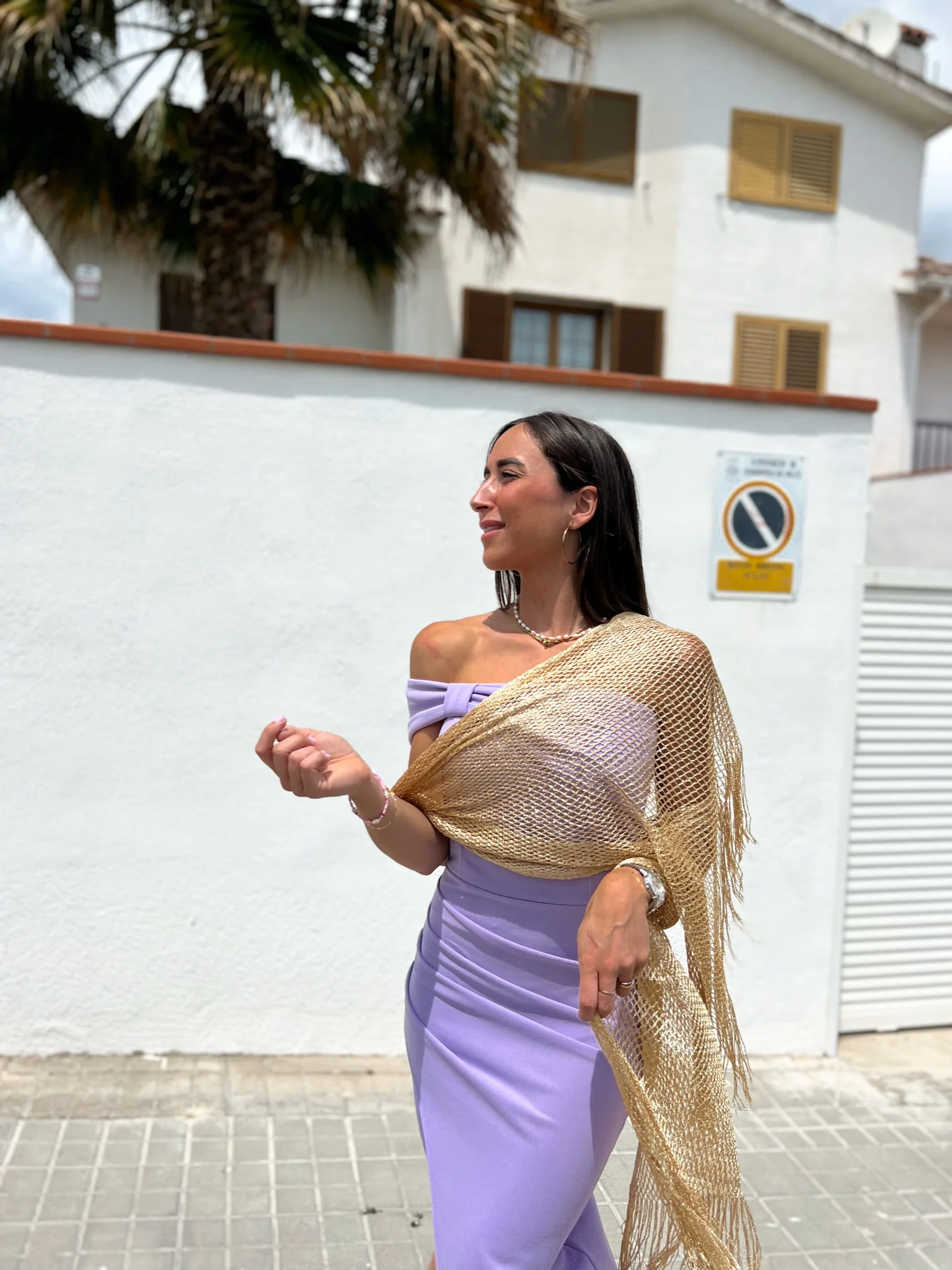 Chal metalizado dorado flecos - Image 6