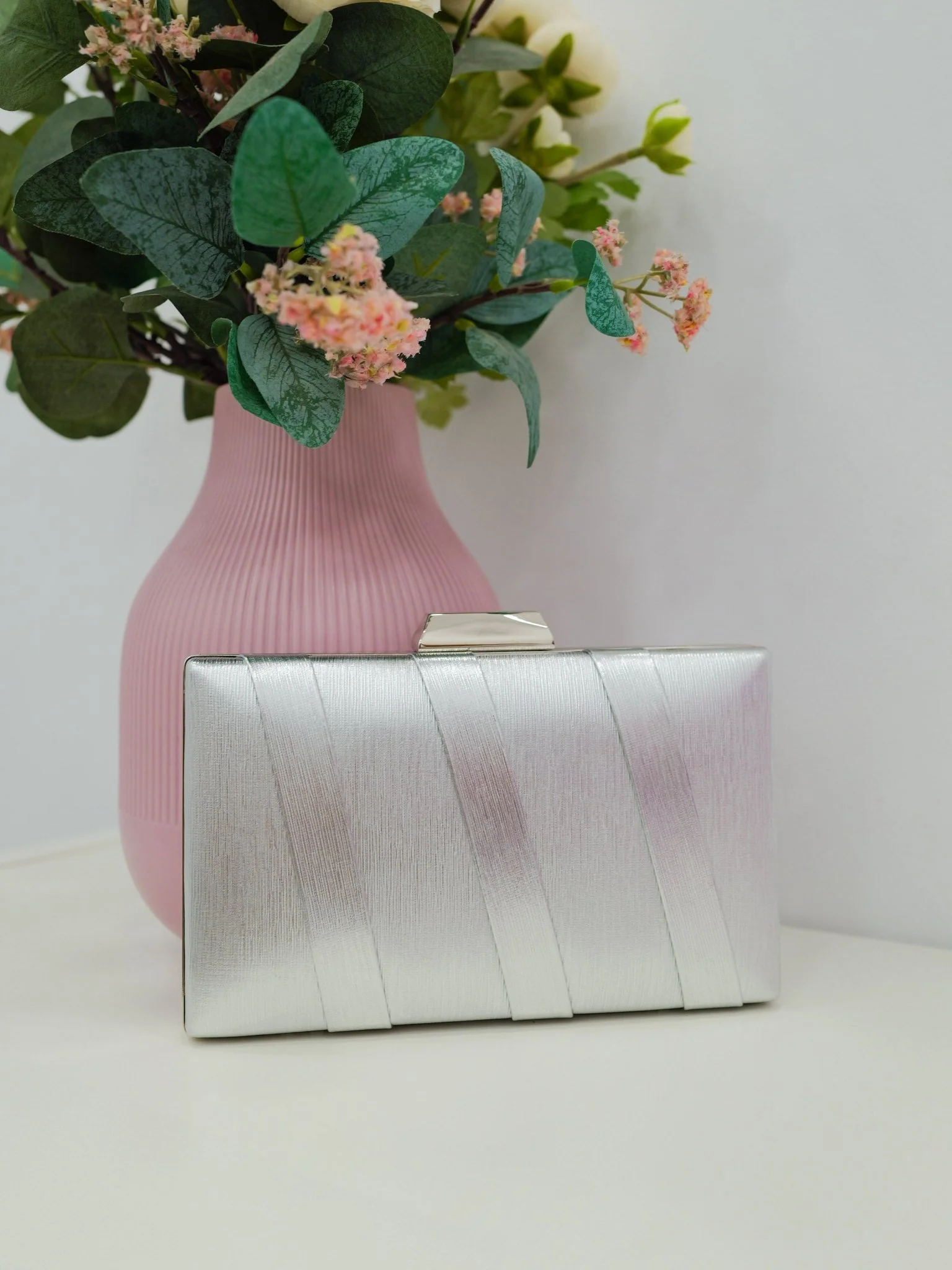 Clutch bandas textura plata - Image 2