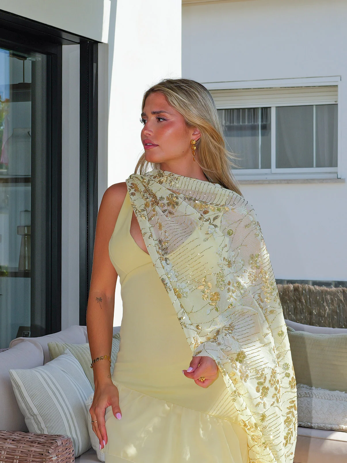 Foulard detalles pedreria amarillo - Image 3