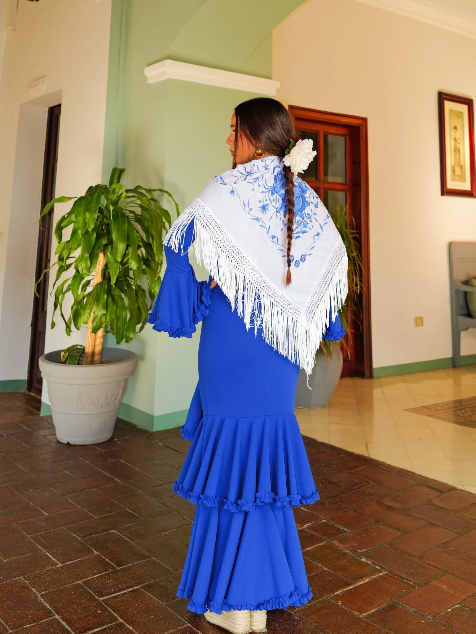 Mantón flamenca bordado flores klein - Image 3