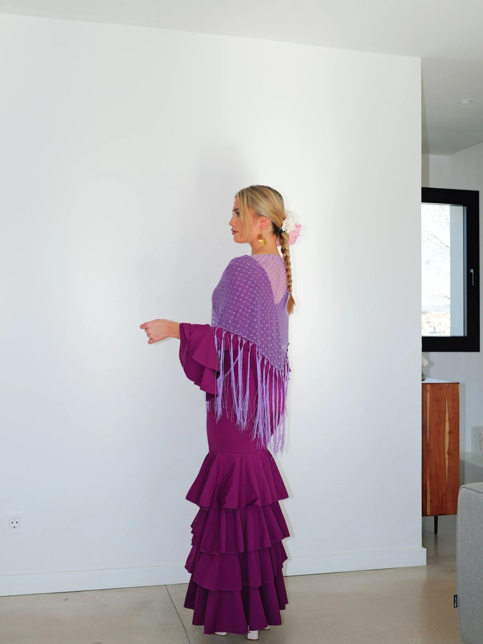 Mantón flamenca topos lila - Image 4