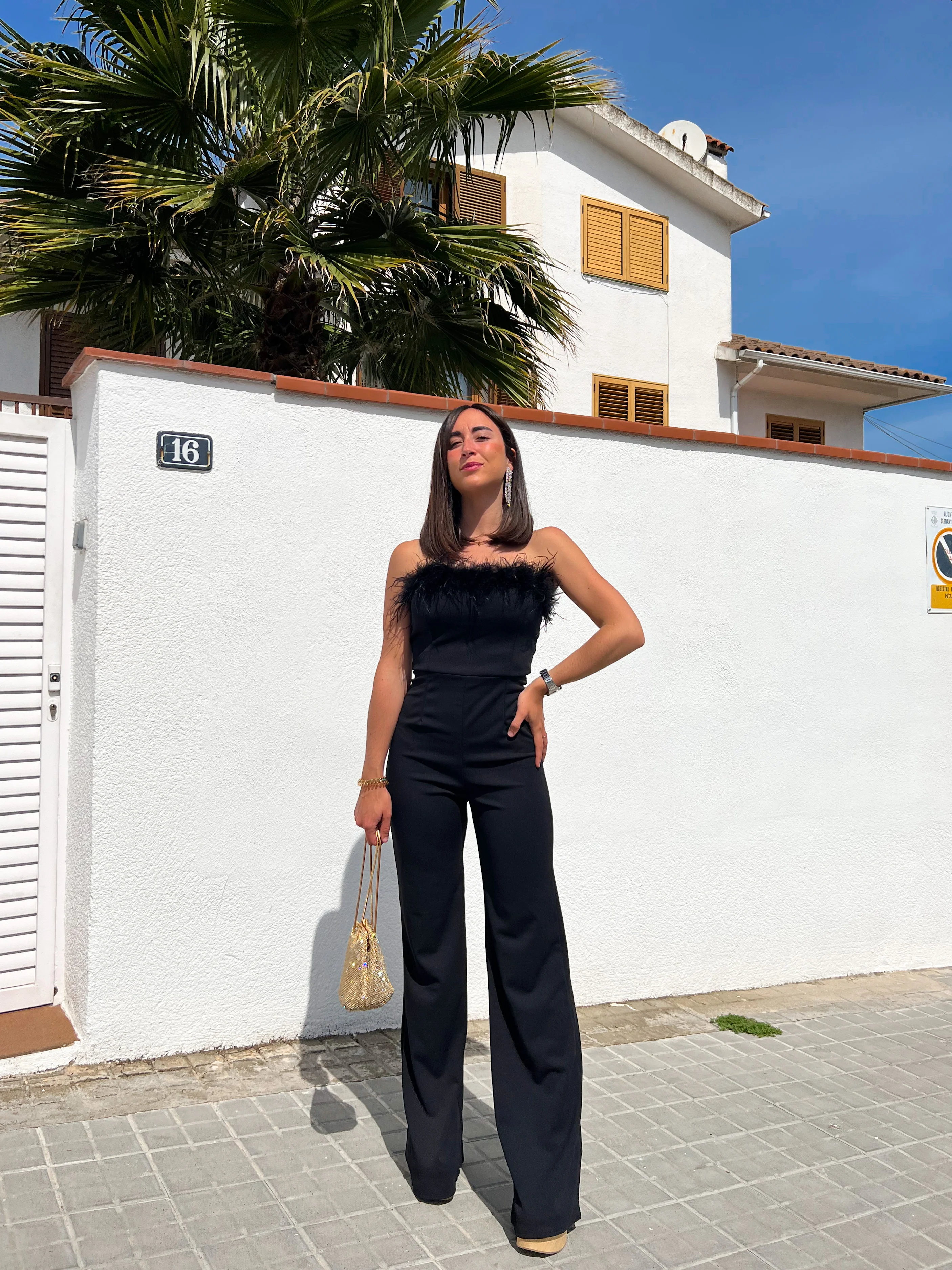 Mono largo plumas negro - Image 5
