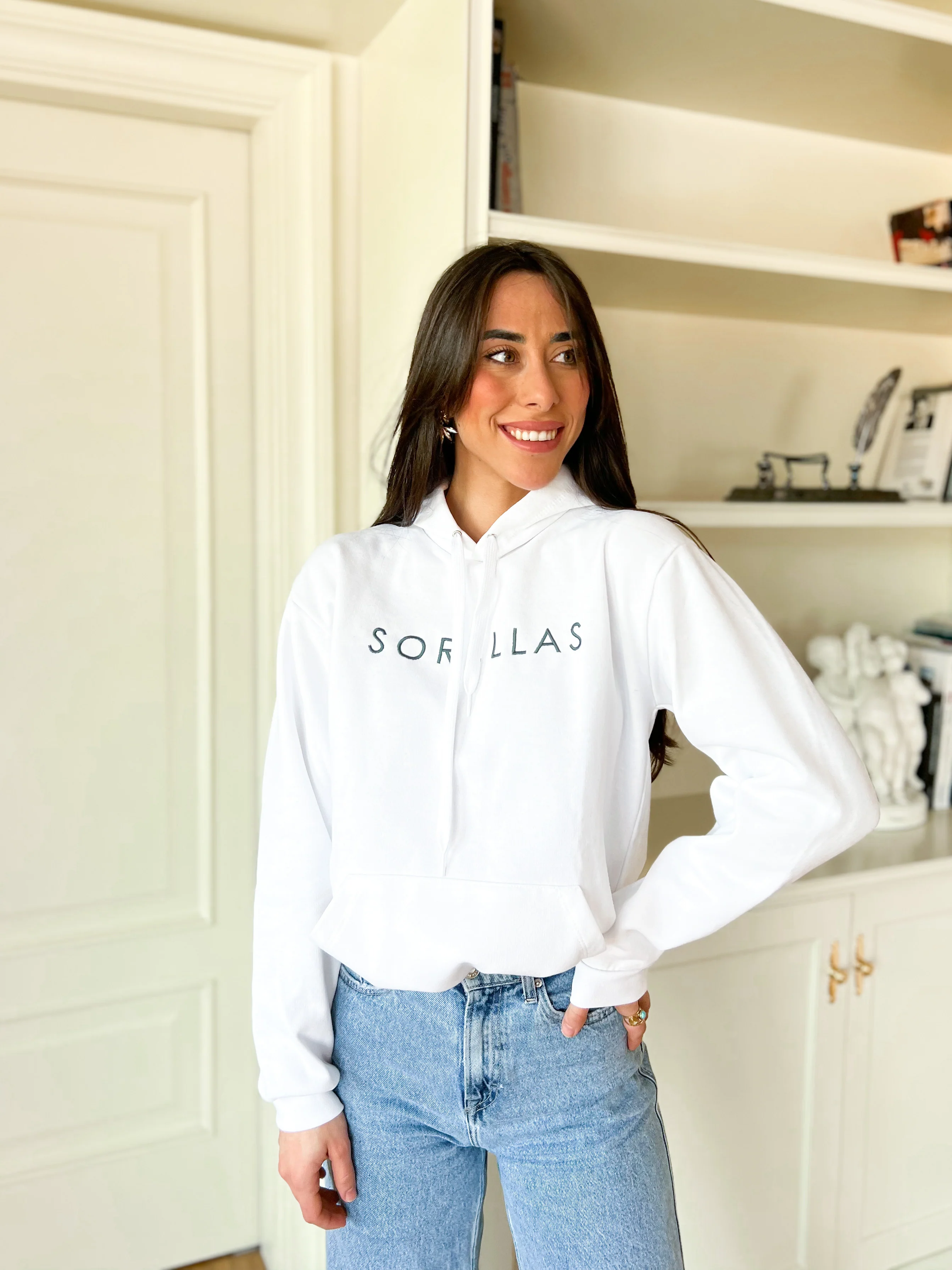Sudadera Sorellas capucha blanca - Image 3