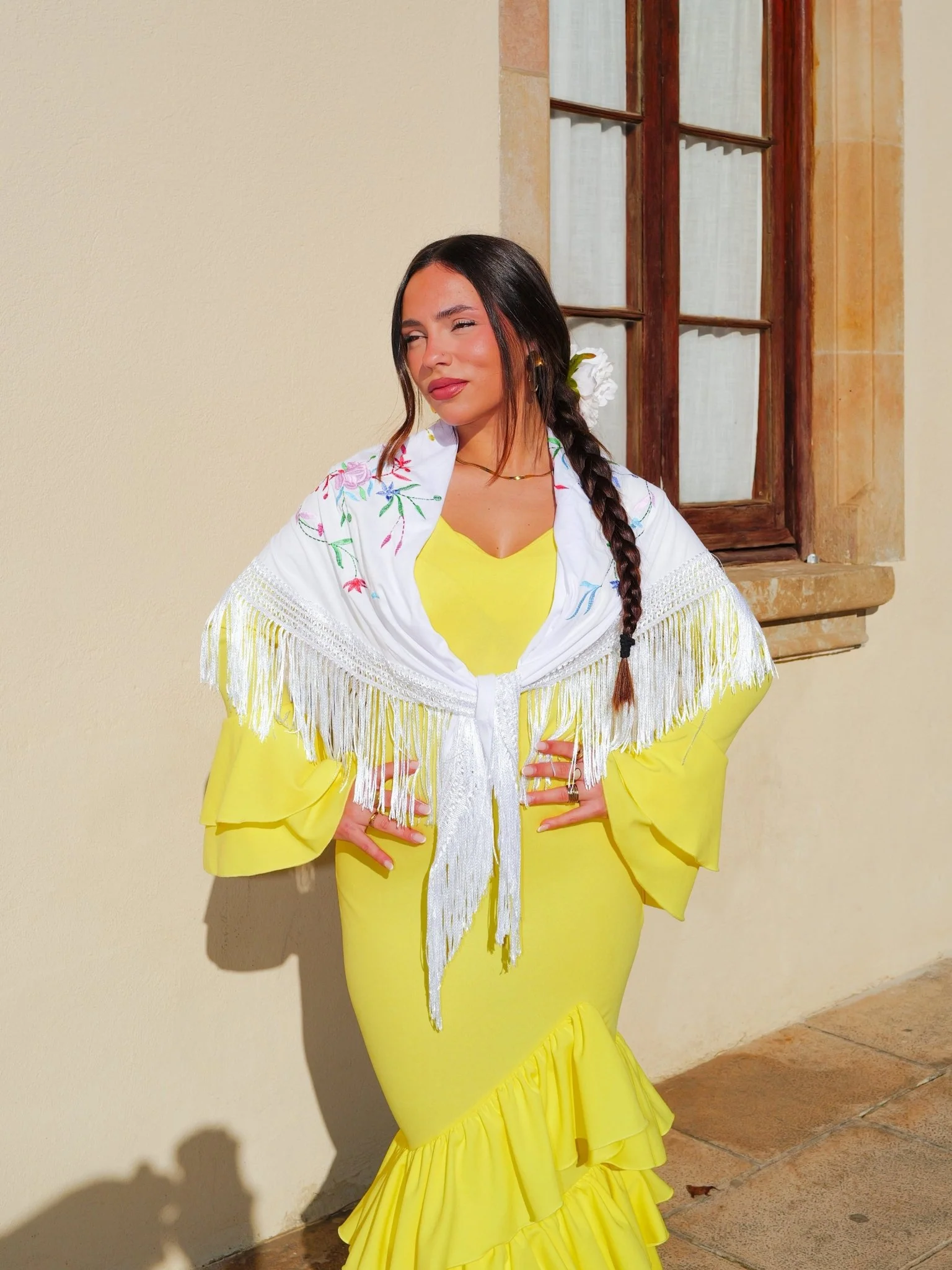 Traje flamenca asimetrico volantes amarillo - Image 4