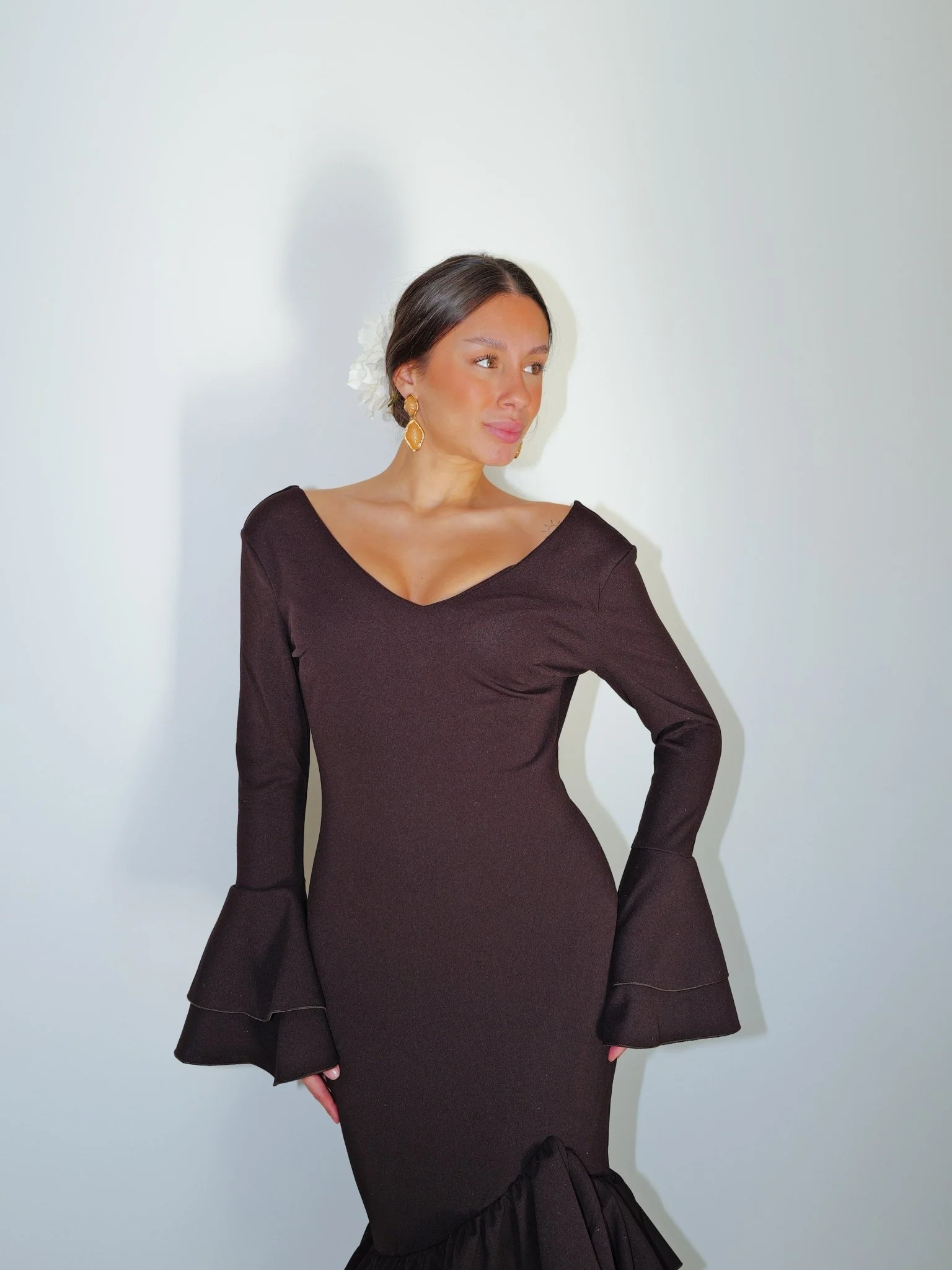 Traje flamenca asimetrico volantes marrón - Image 10