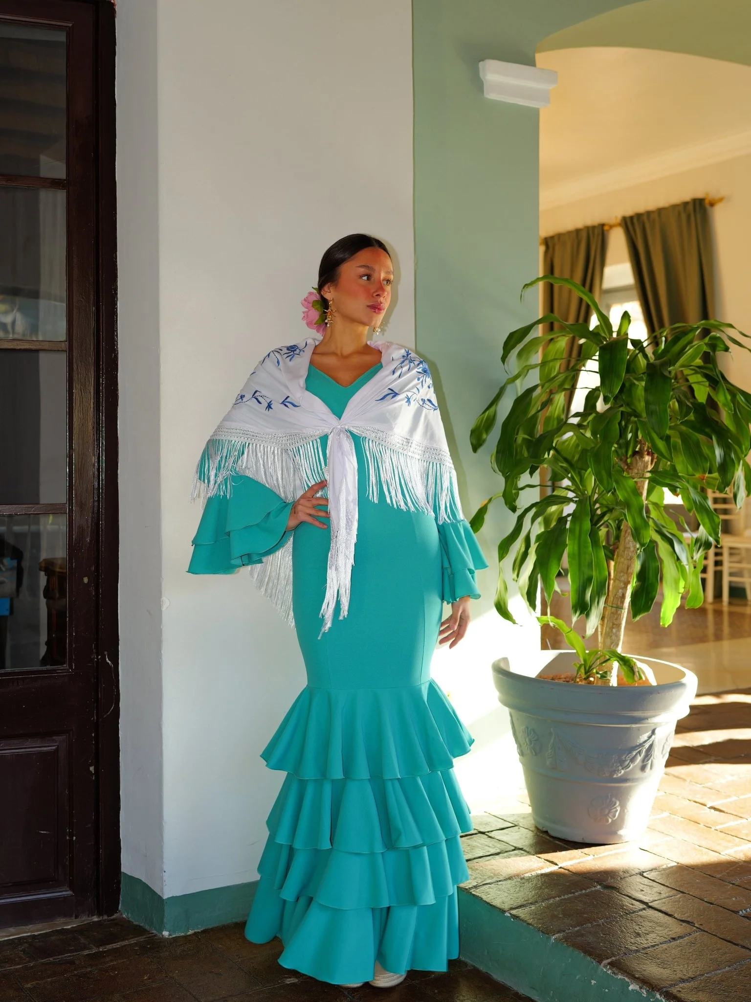 Traje flamenca volantes turquesa - Image 3