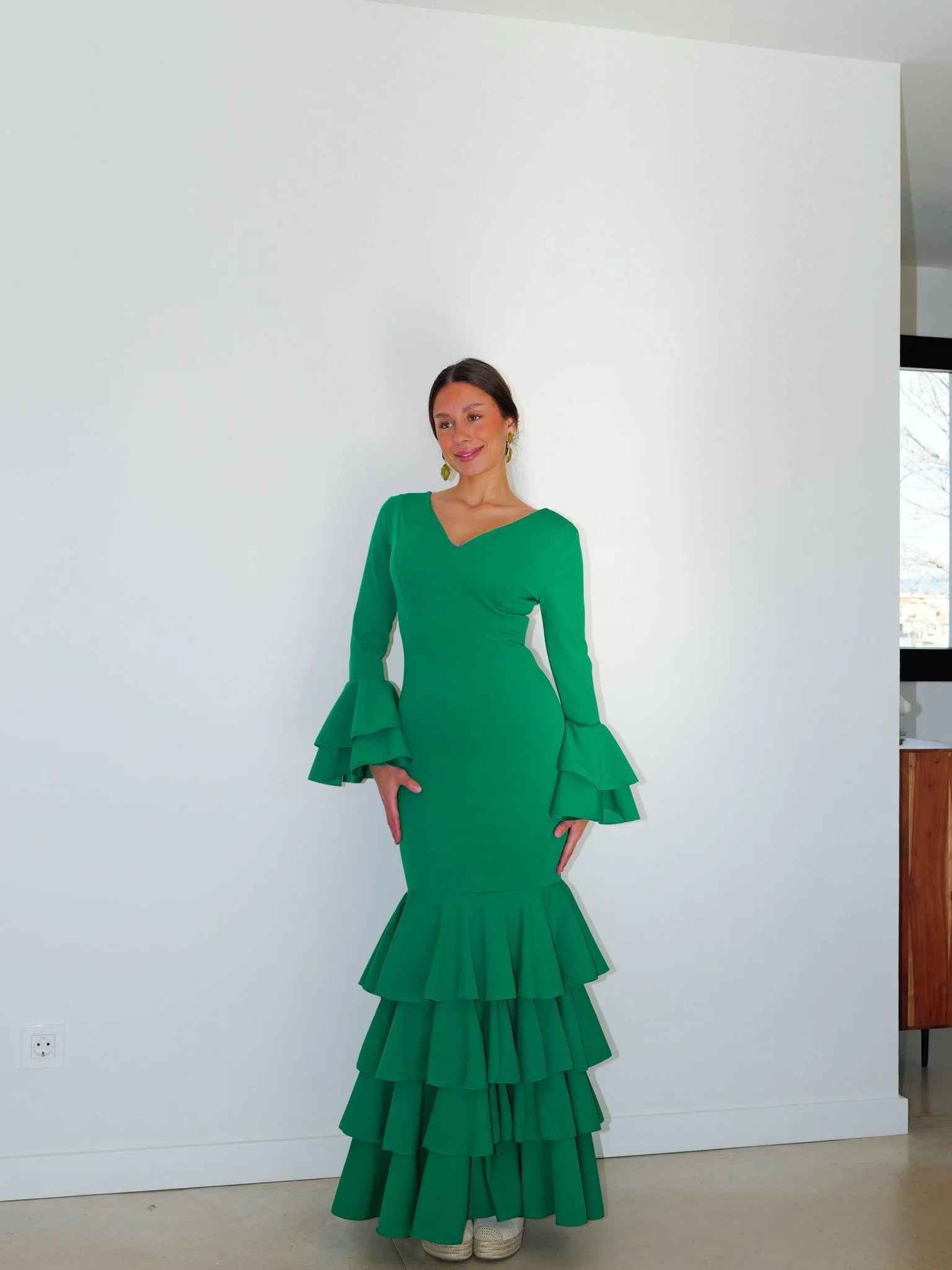Traje flamenca volantes verde - Image 10