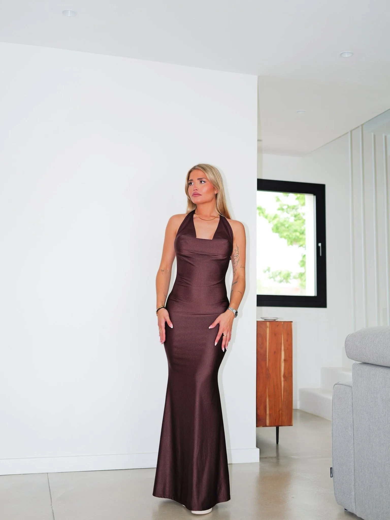Vestido cascada largo chocolate - Image 3