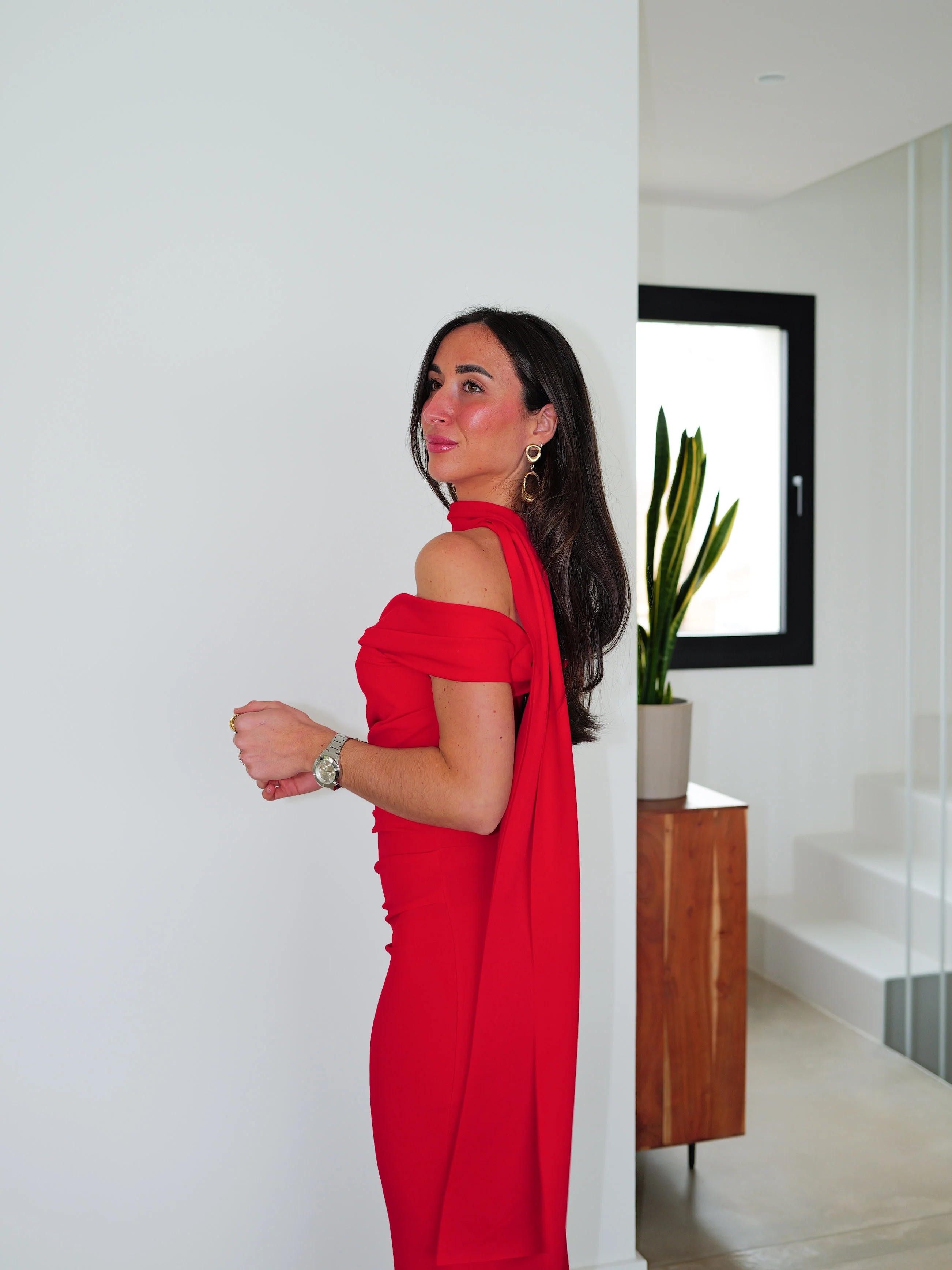 Vestido choker frunce asimétrico rojo - Image 9