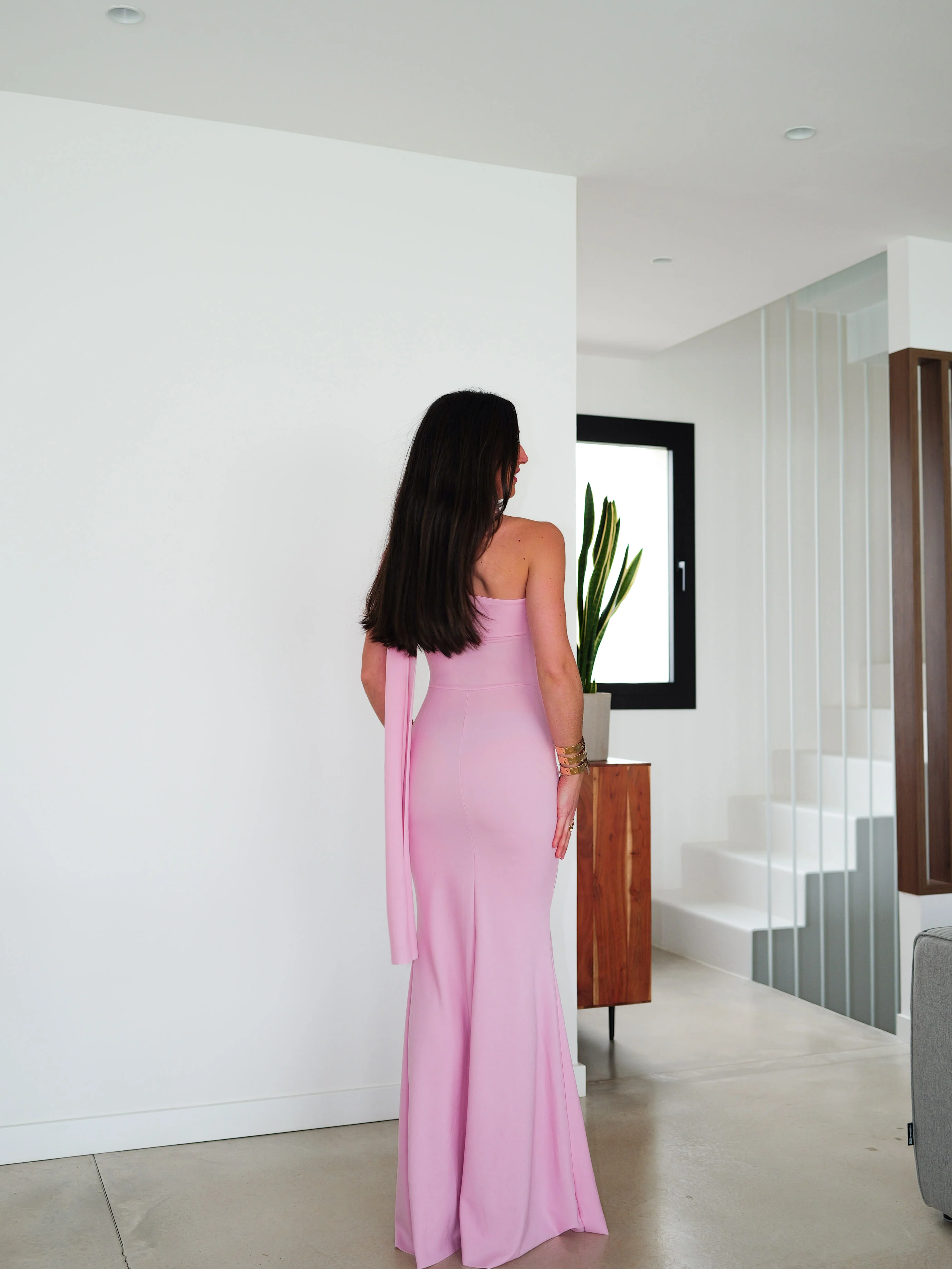 Vestido choker frunce asimétrico rosa - Image 6