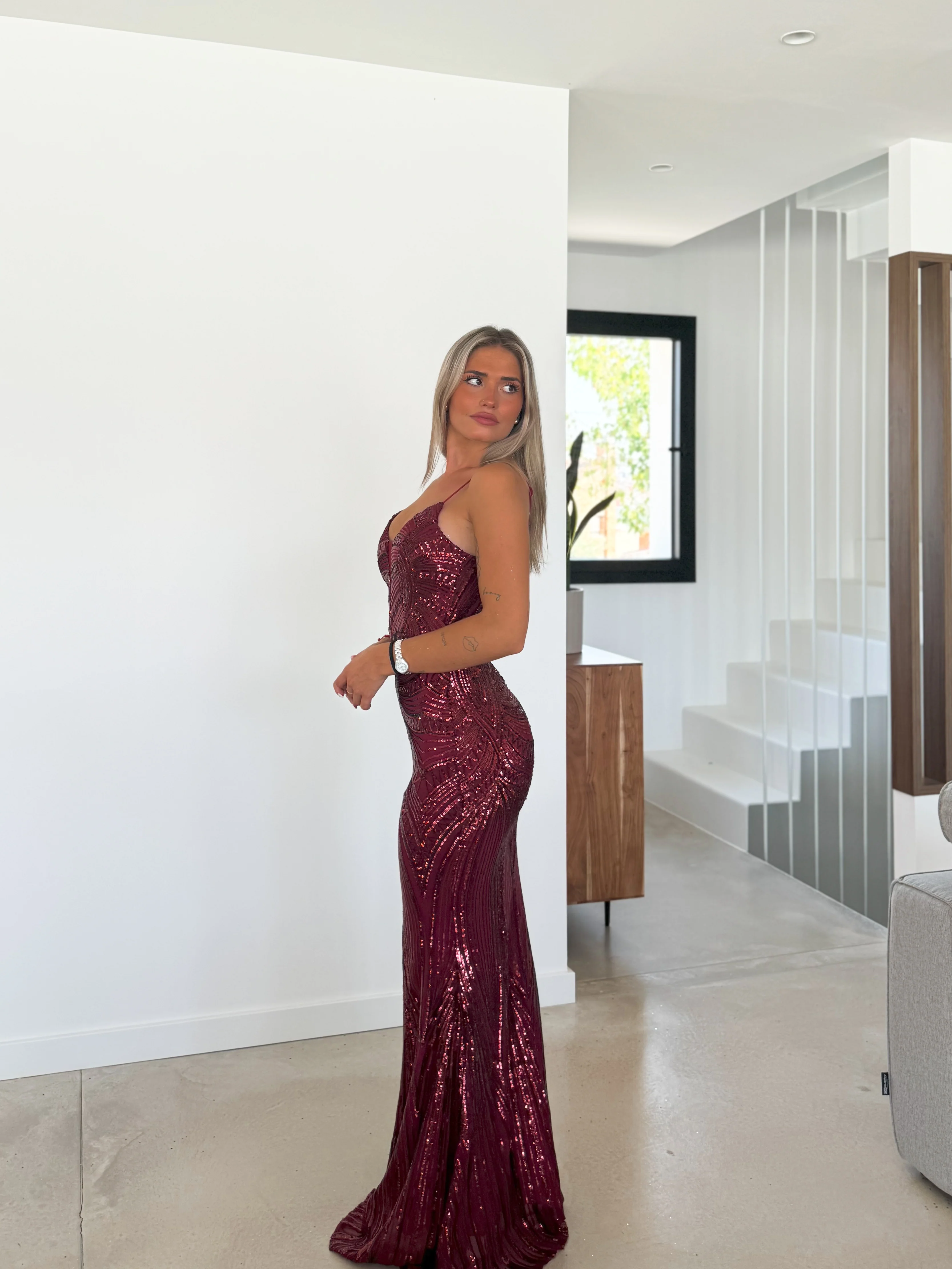 Vestido estampado pedrería burdeos - Image 3