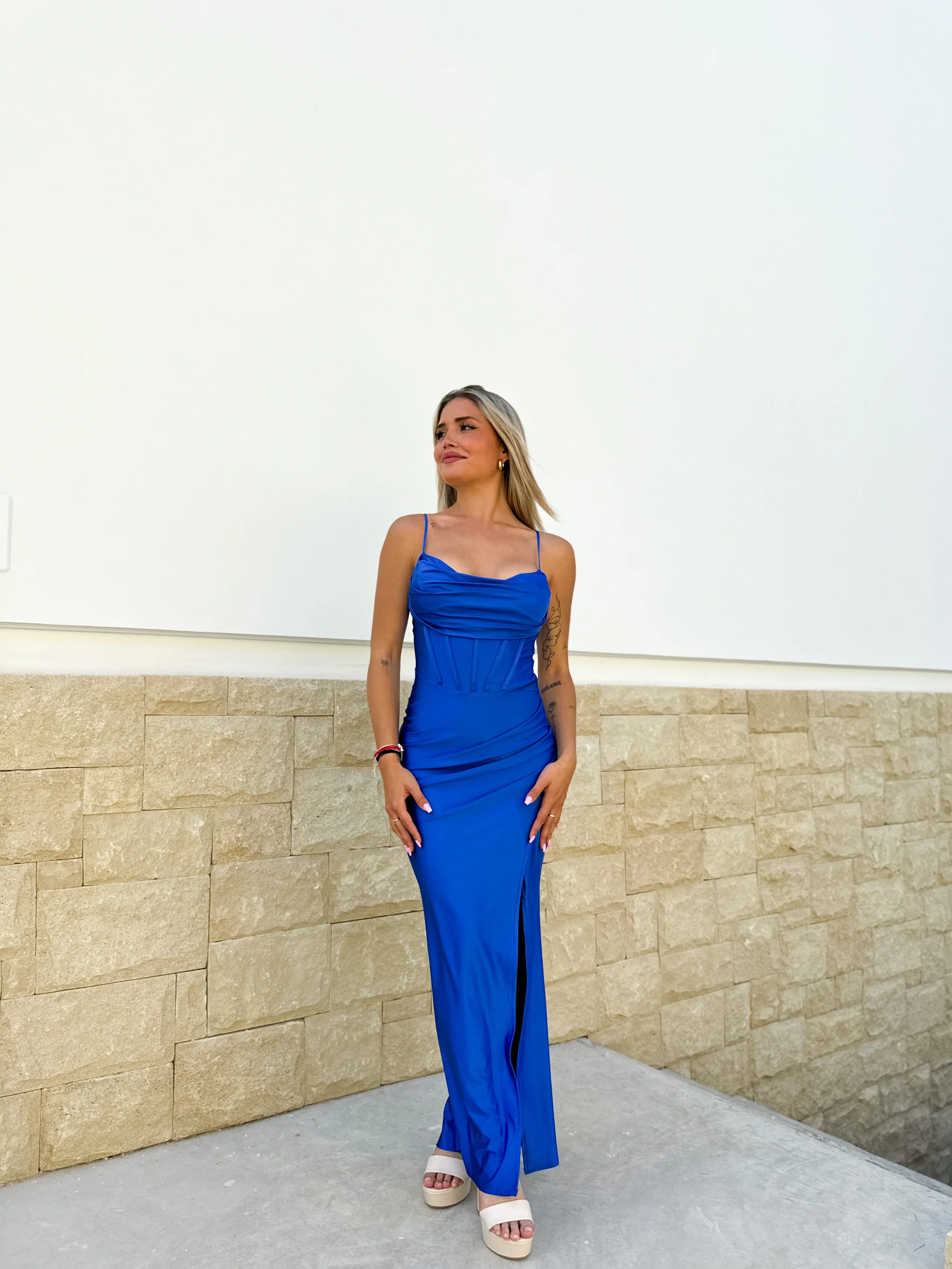 Vestido largo corse satinado azul - Image 5