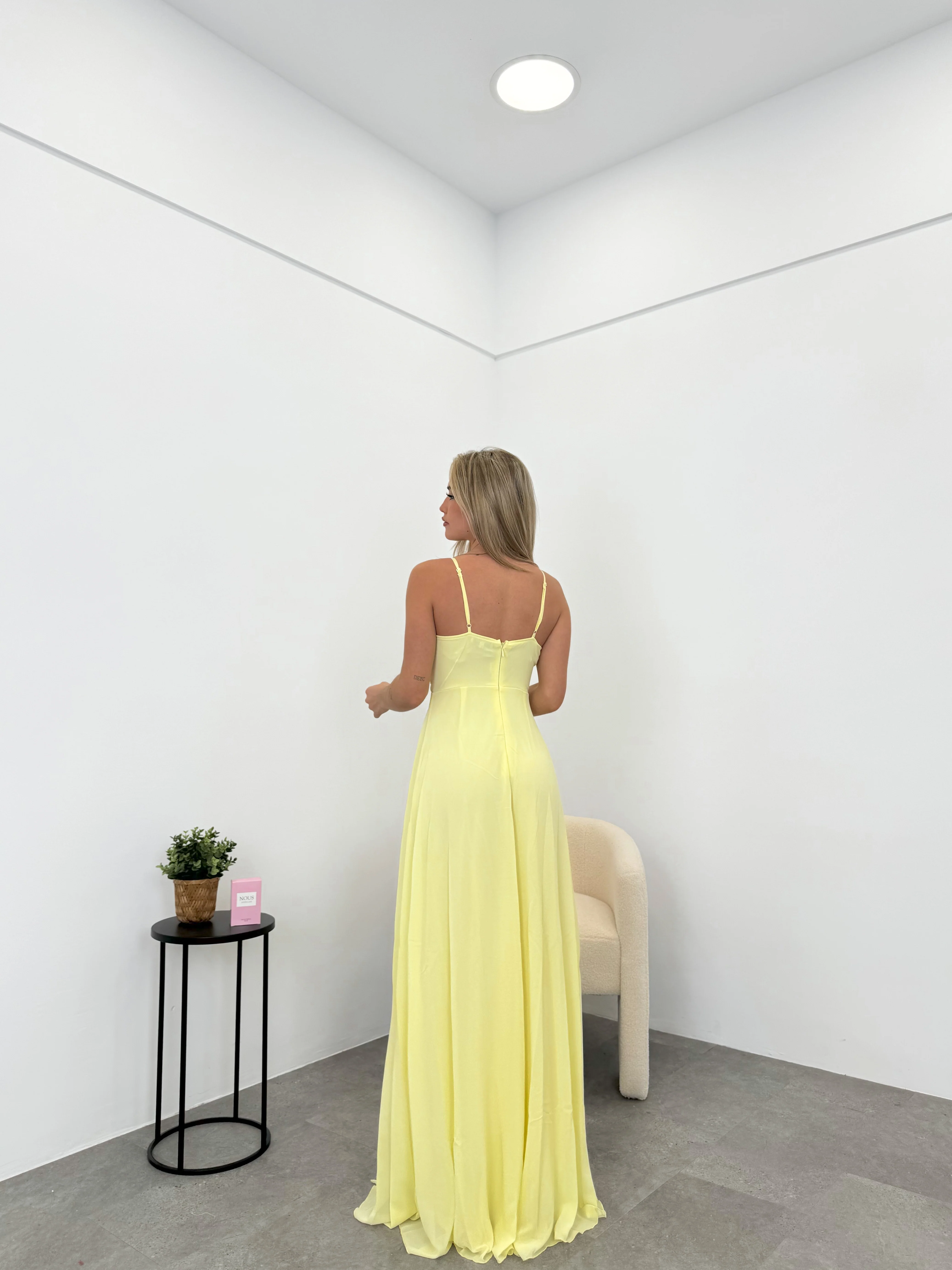 Vestido crepe pico amarillo - Image 5
