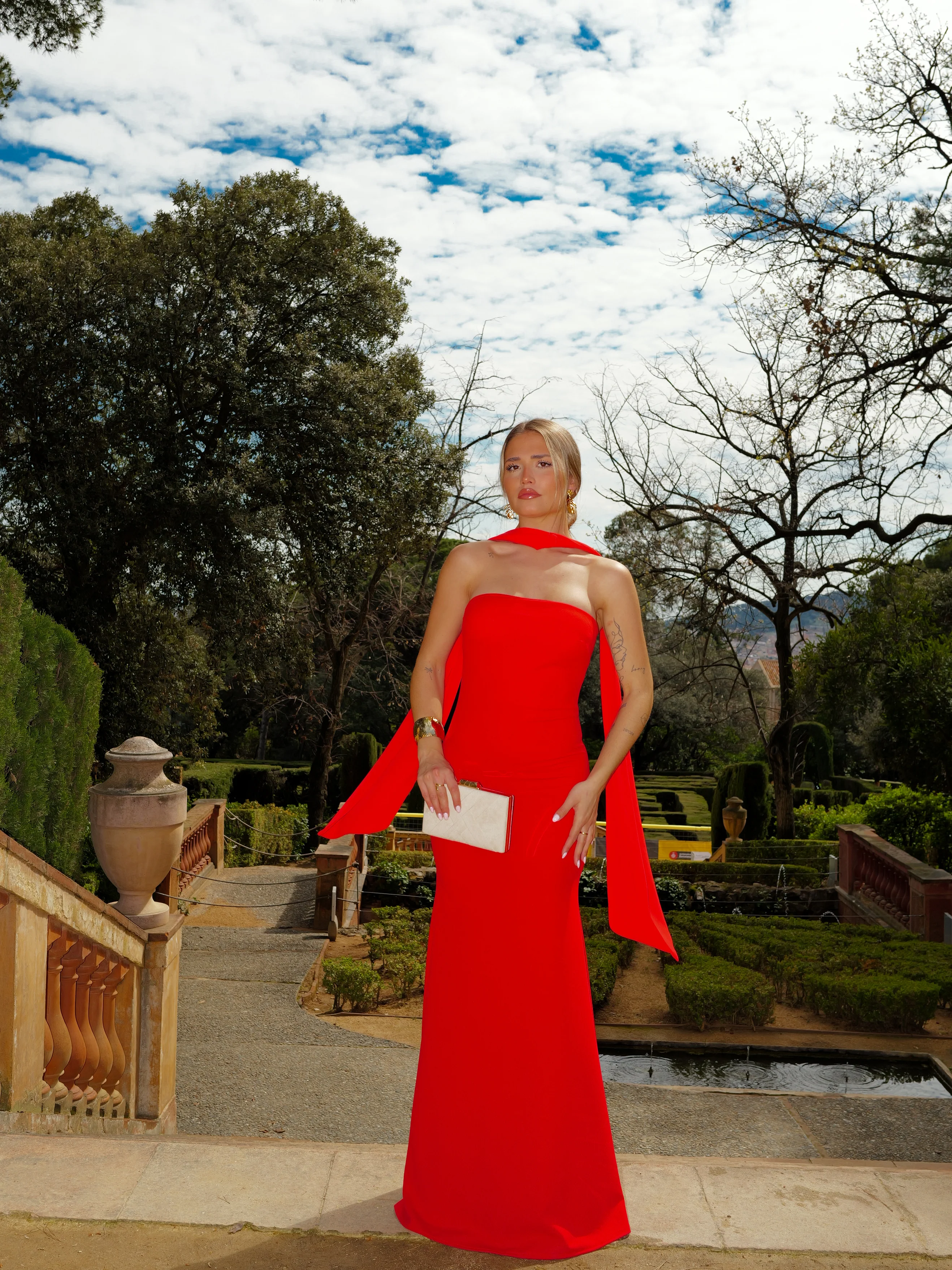 Vestido sirena choker tulle rojo - Image 3